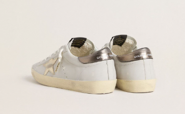 Super-Star avec étoile en cuir craquelé et contrefort en cuir lamé métallique