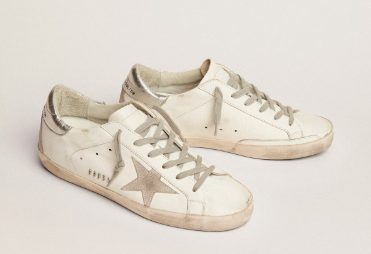 Super-Star femme avec contrefort argenté et lettrage avec clous en métal